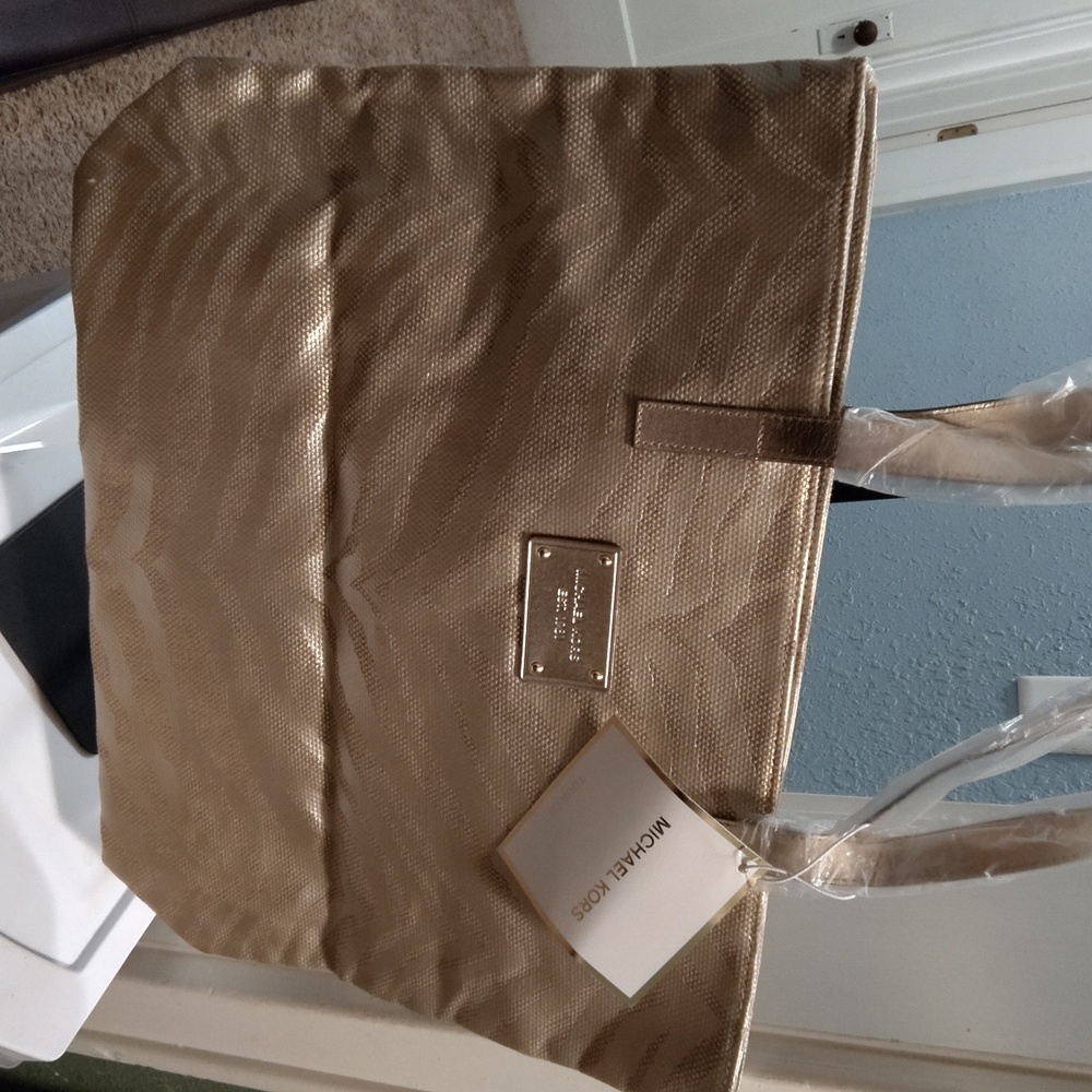 Micheal Kors Tote